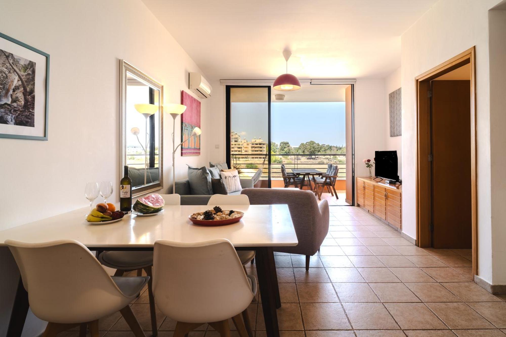 Isabella One Bedroom Larnaca Luaran gambar