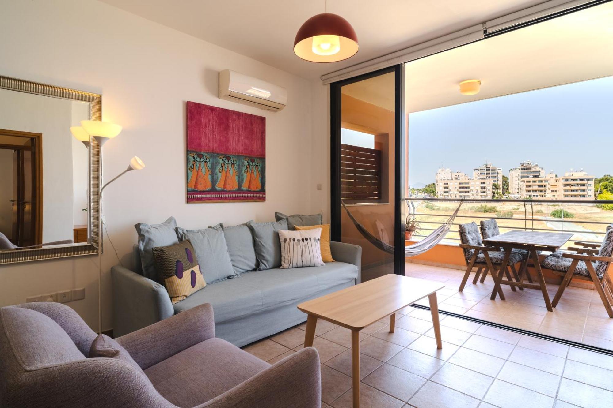 Isabella One Bedroom Larnaca Luaran gambar